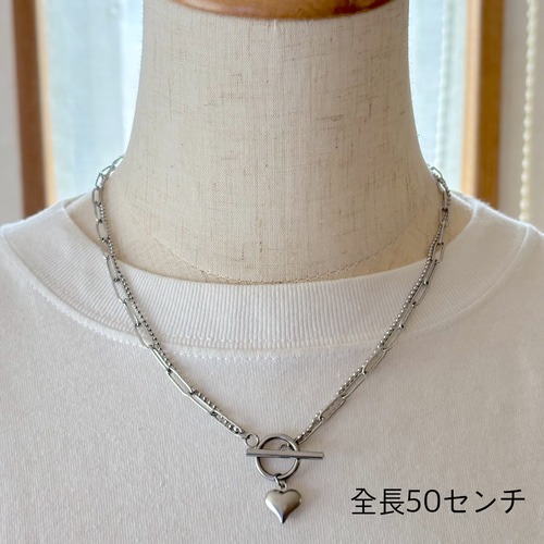 シルバーハートとマンテルのチェーンネックレス 流行り トレンド 大人