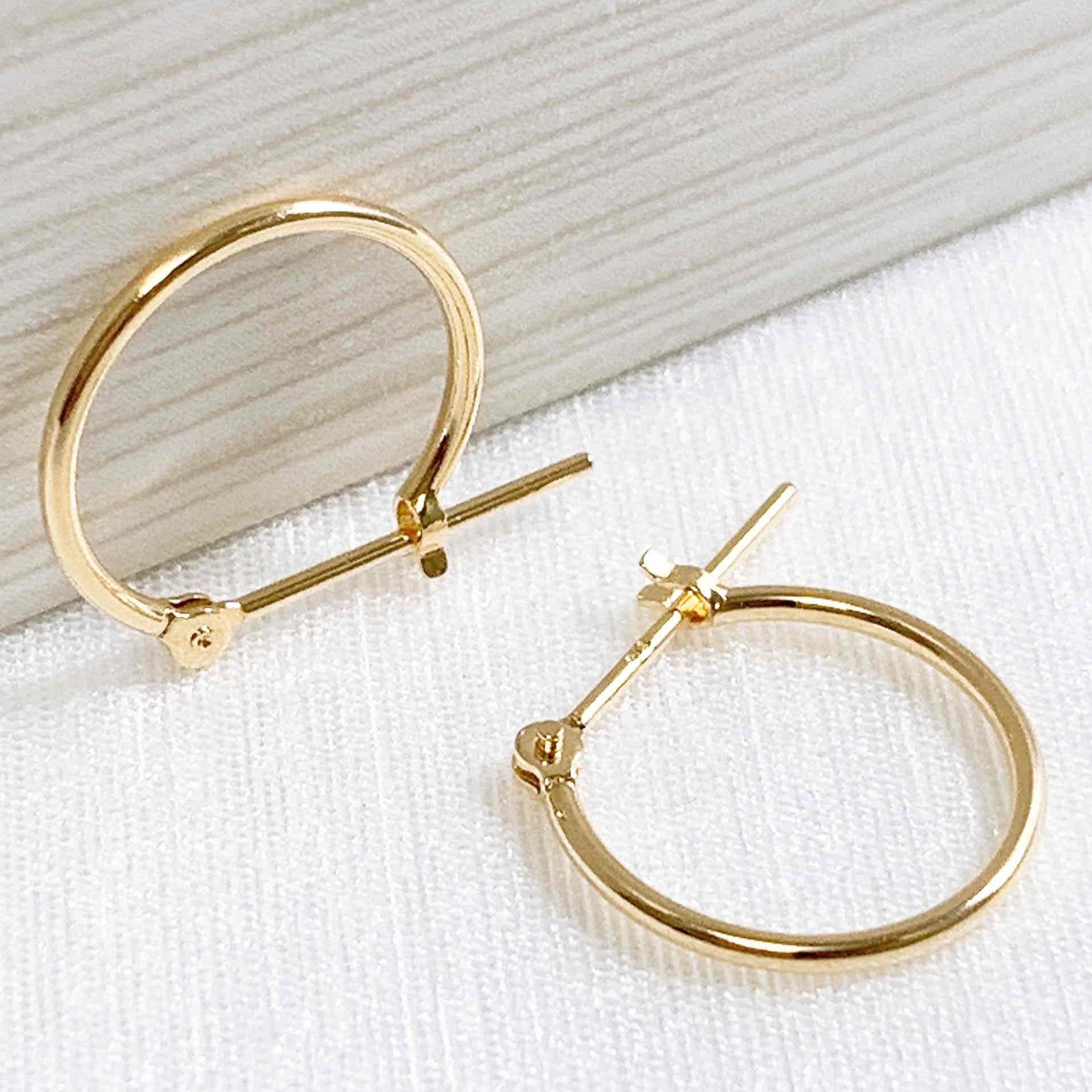 18金【1×15mm 定番フープピアス】イエローゴールド 刻印入 ペア