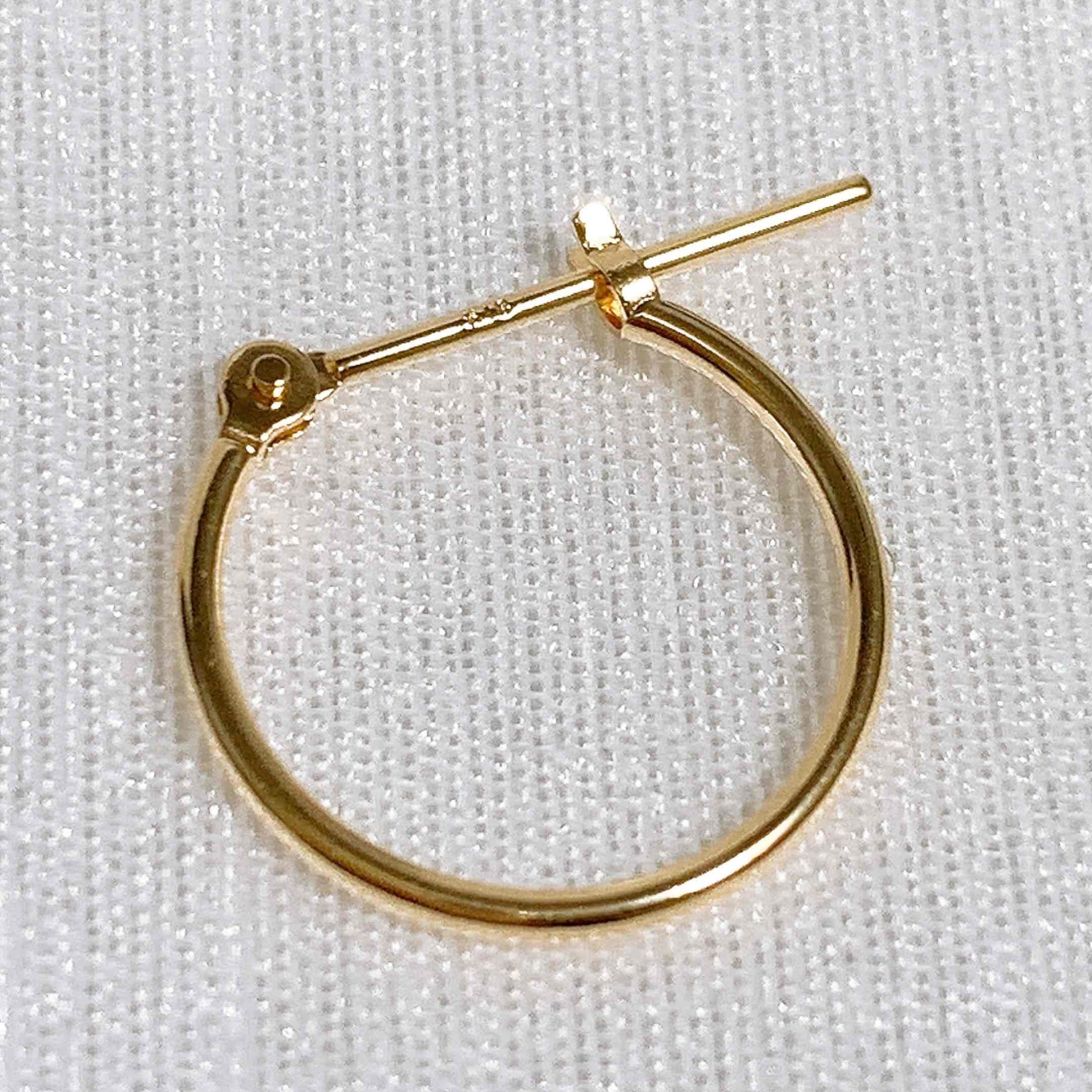 18金【1×15mm 定番フープピアス】イエローゴールド 刻印入 ペア