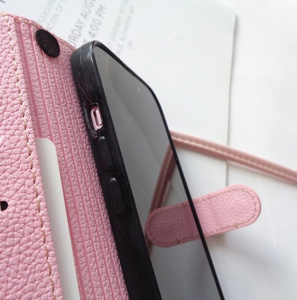【iphone】手帳型ケース ♥ 小さなマーガレット＆イニシャル 選べるイニシャル ショルダーストラップ付き ピンク 11枚目の画像