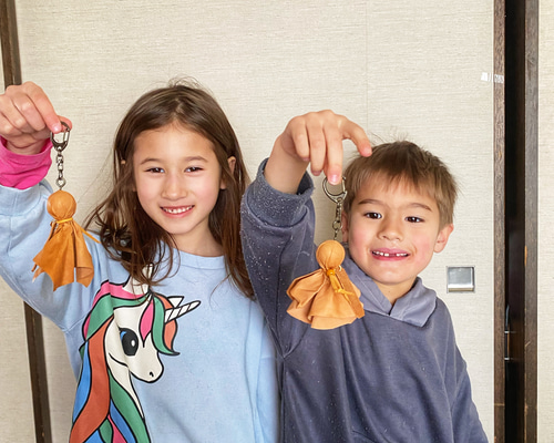 お守り 革で作ったてるてる坊主 入園入学2024 その他雑貨 HAKODATE