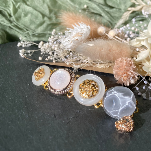 ボタン バレッタ ヘアアクセサリー ハンドメイド レジン ゴールド 
