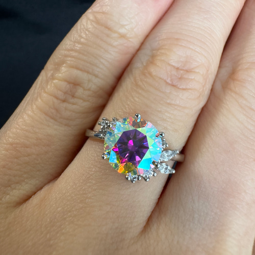 レインボーモアサナイトリング 約2カラット S925＋ホワイトゴールド