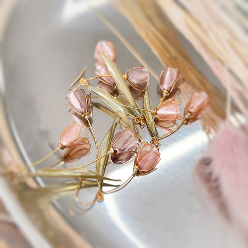 くすみチューリップ（フック）p1148 ピアス（フック・チェーン） Cuore