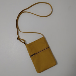 帆布のスマホショルダー　サコッシュ　/ マスタード 1枚目の画像