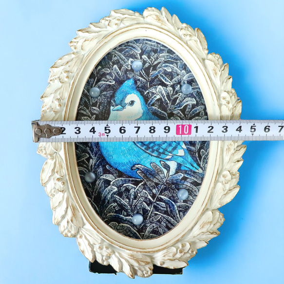 原画【一点物】「女王の使い」アンティーク風なペン画のインテリアアート　青い小鳥の絵画　ガラスペン　カボション　動物 5枚目の画像