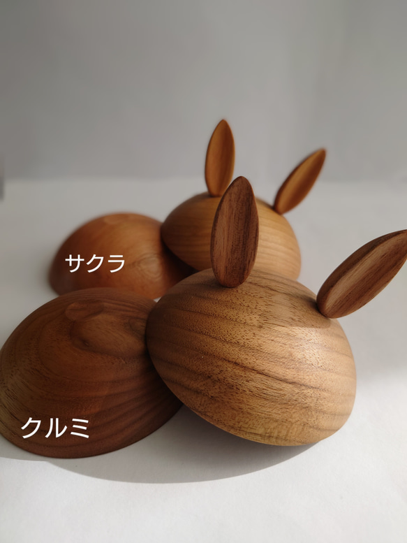 【新色】うさぎの耳がかわいい♡小物入れになる木製キャンドルカバー＆アロマキャンドル3個セット【クルミ×キャラメル】 4枚目の画像