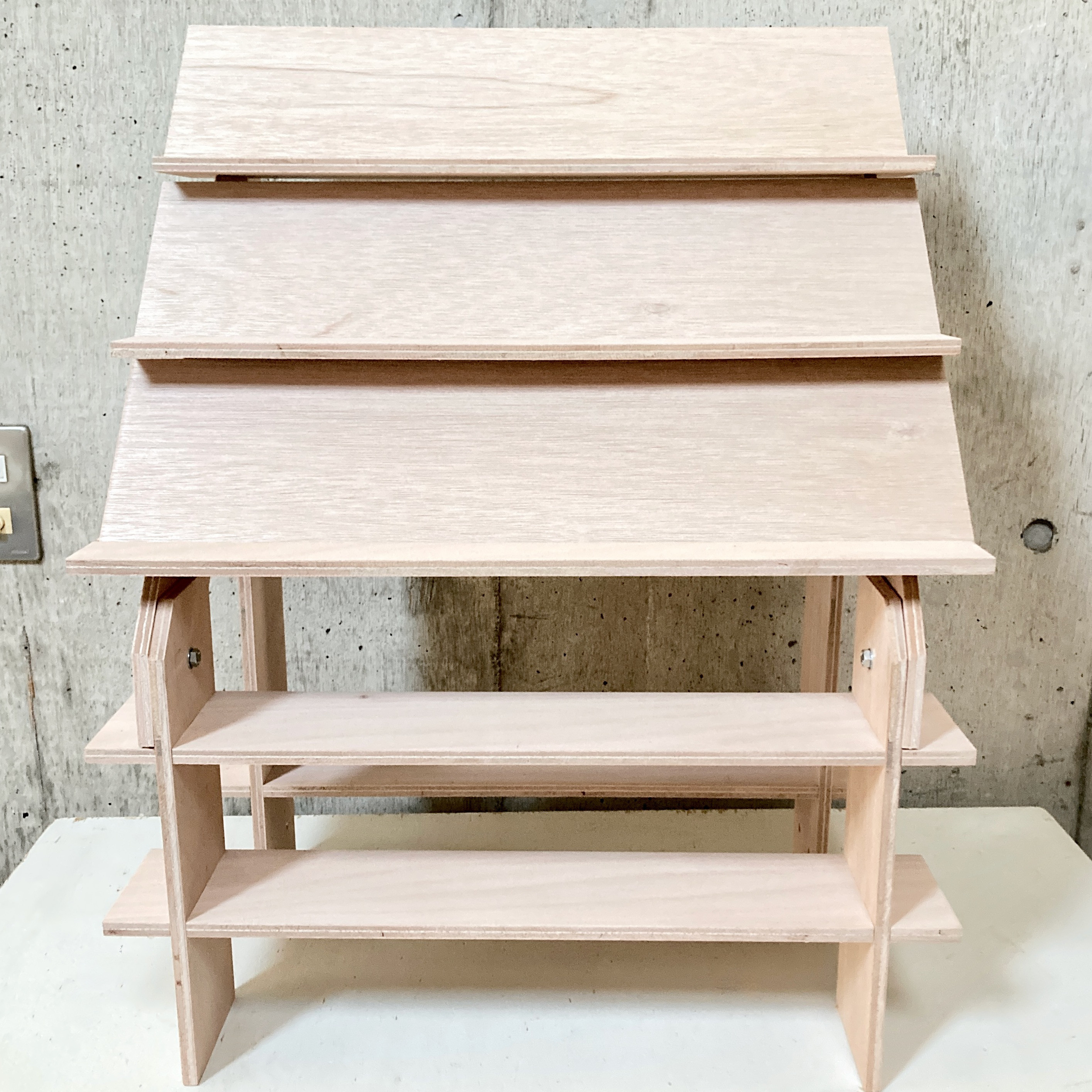 什器 ひな壇スリムアクセ5段/背面1段/50幅/普通合板〈上質材〉 3Way イベント什器 ディスプレイ 什器 什器 ひな壇スリムアクセ5段/背面1段/50幅/普通合板〈上質材〉 3Way イベント什器 ディスプレイ 什器