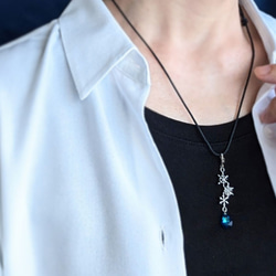 【3色】雪染めの空　本物の雪の結晶ネックレス・キーホルダー　淡水パール　BLUE　クリスタルガラス 7枚目の画像