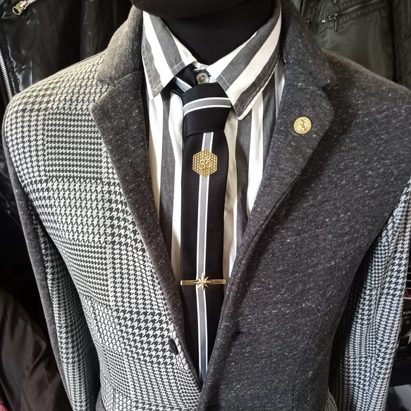 真鍮ブラス製　スパークスタータイピン・タイバー　ネクタイやマネークリップ、ポケットの飾りに 3枚目の画像