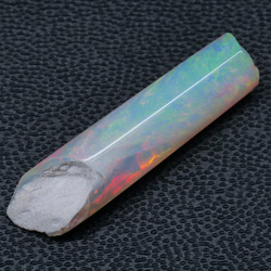 【鉱物 標本 化石 蛋白石 潜晶質 原石】オーストラリア ベレムナイト オパール ホワイト 5枚目の画像