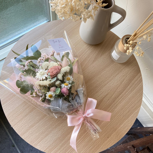 ホワイトソーラーフラワー×ピンクスターチス ドライフラワースワッグ