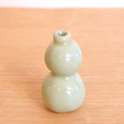 【小さな 花瓶 澄空色 単品】 陶器 小さい ミニチュア 高さ5㎝ 一輪挿し 花飾り 贈り物 ドライフラワー 9枚目の画像