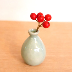 【小さな 花瓶 澄空色 単品】 陶器 小さい ミニチュア 高さ5㎝ 一輪挿し 花飾り 贈り物 ドライフラワー 8枚目の画像