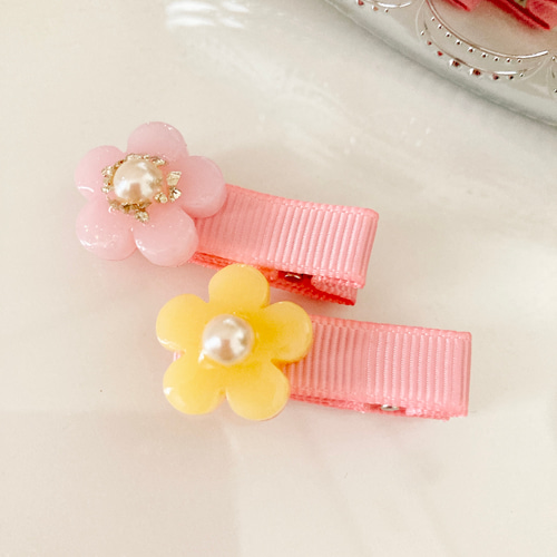 お花のヘアクリップ リボン巻き ピンク系 ヘアクリップ・バナナ  