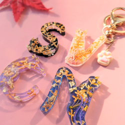 レジン イニシャル のおすすめ人気通販 検索結果｜Creema(クリーマ