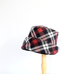 【受注制作】ゆったり帽子 赤 チェック ネル生地 ボア 大人可愛い 大きい 小さい プレゼント 軽い 帽子 2枚目の画像