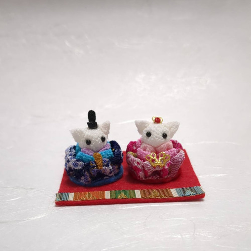 ちりめん細工歳時記「ひな祭り」 ✿コインサイズの小さな猫雛✿ 白ねこ