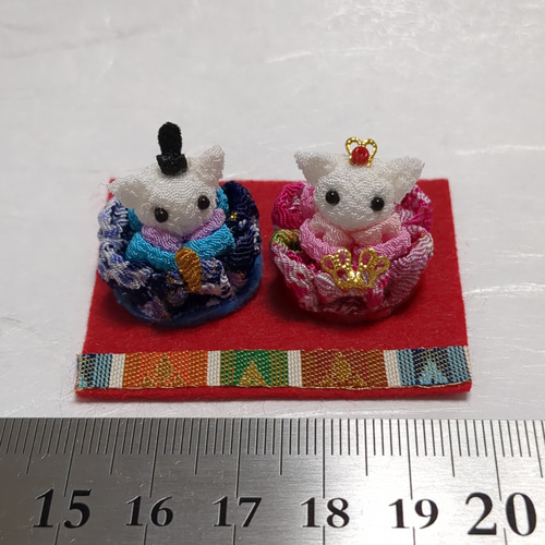 ちりめん細工歳時記「ひな祭り」 ✿コインサイズの小さな猫雛✿ 白ねこ