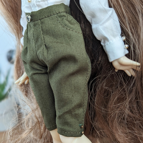 1055※単品※カーキのハーフパンツ※ブライスアウトフィット※1/6ドール服