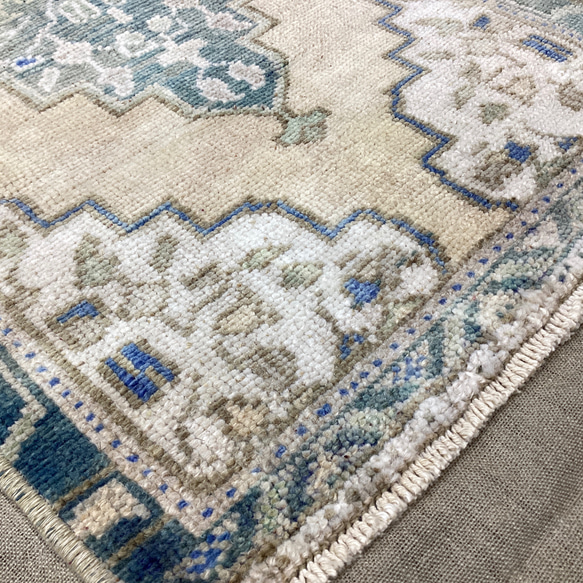 手織りトルコ絨毯 93x48cm ヴィンテージラグ 6枚目の画像