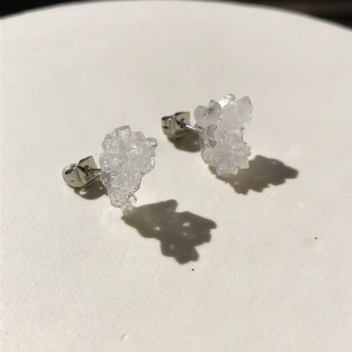 一点もの】 クラスター水晶 ピアス 原石 鉱物 天然石 金属アレルギー 