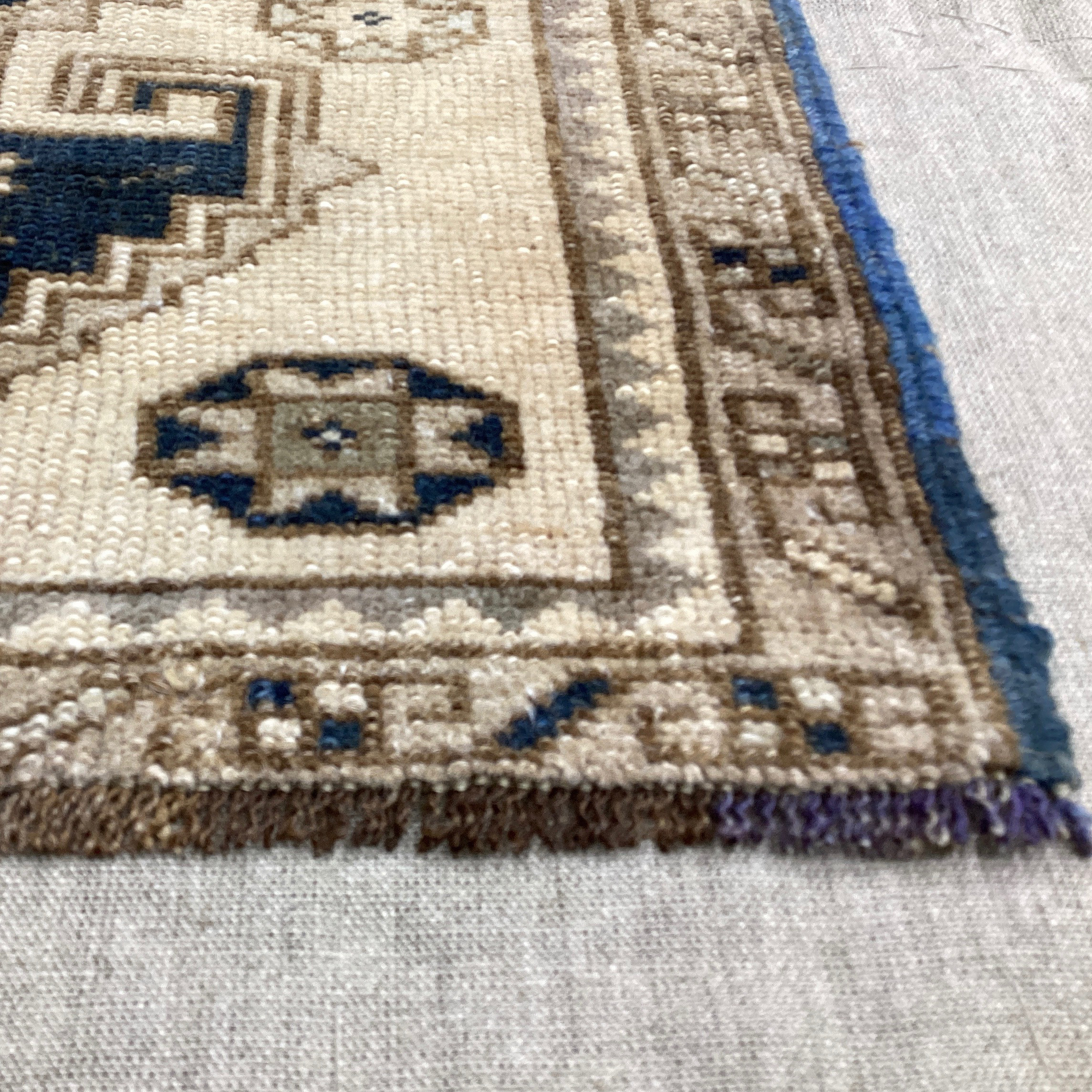 手織りトルコ絨毯 82x56cm ヴィンテージラグ