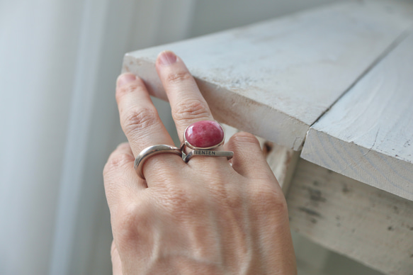 [薔薇のつぼみのimperial rhodonite]ring 6枚目の画像