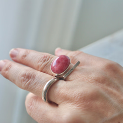 [薔薇のつぼみのimperial rhodonite]ring 4枚目の画像