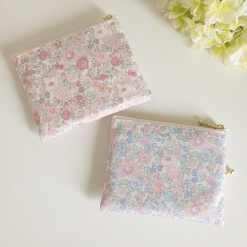 ポケットティッシュポーチ＊リバティ ラミネート＊ベッツィ縮小（Betsy