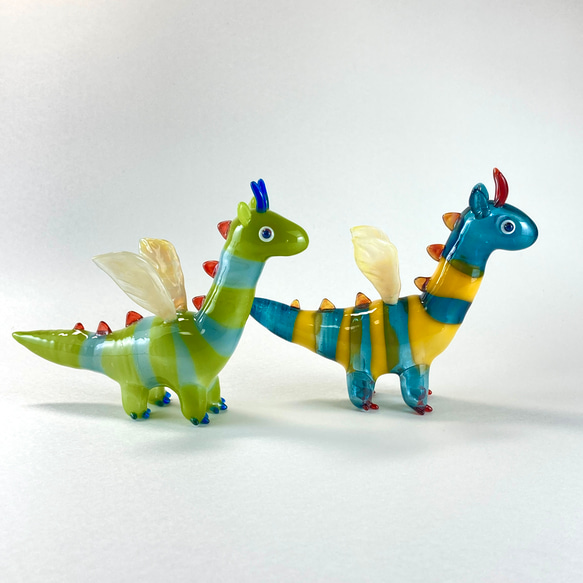 かあさまご約定品】ドラゴン2点 中空ガラスの動物置物 ガラス細工 