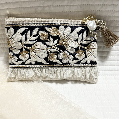 リップポーチ　ポーチ　ミニポーチ　インド刺繍　リボン　グリーン　1108-2 インド刺繍リボンのミニポーチ＊キーリング付き ポーチ TAMY'S FACTORY