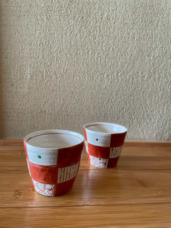 2024新年福袋梅花2紅漆橢圓盤、6吋盤、茶杯套裝 第2張的照片