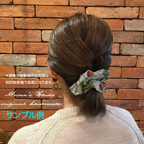 おしゃれな リバティ 黒 花柄 シック フォーマル シュシュ