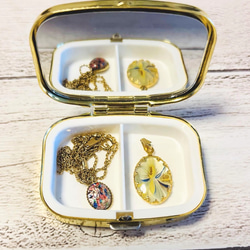 〔ピルケース〕おしゃれでかわいい！持ち運びしやすい外国切手のケース（ポーランド文鳥たち）ラッピング無料！プレゼントにも 4枚目の画像