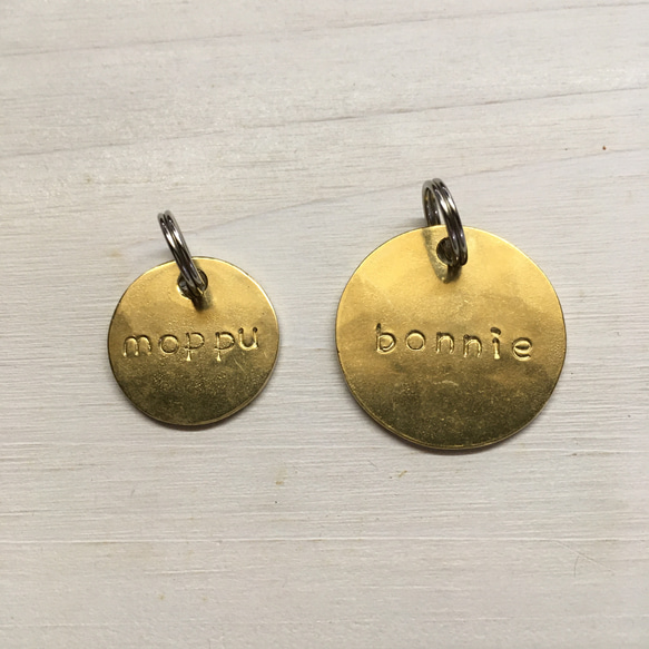 真鍮製IDタグ 丸型 リード・首輪 bee＋bee 通販 17179625｜Creema