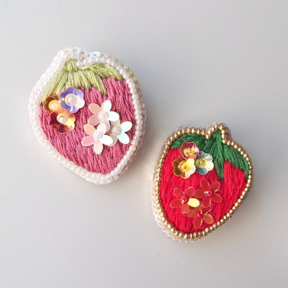 ✳︎ 苺 ✳︎ ビーズ 刺繍 ブローチ 8枚目の画像