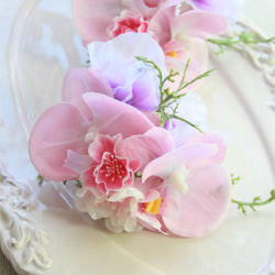 胡蝶蘭と桜のコサージュ（ライトピンク） 2枚目の画像