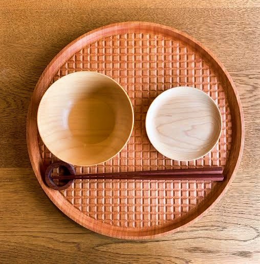 【※ワケありな晩品】ラウンド トレイ　- 格子 -　ニヤトー