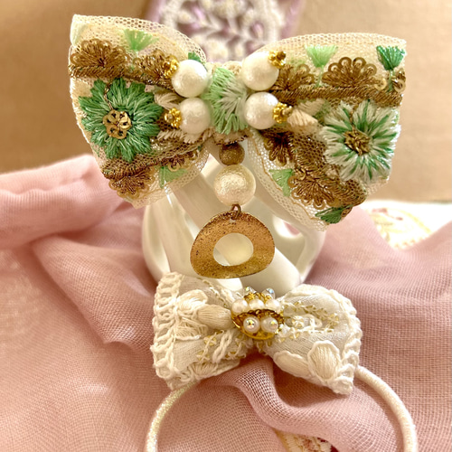 438» ◤お値下げ中◢インド刺繍リボン髪飾りセット ポニーフック