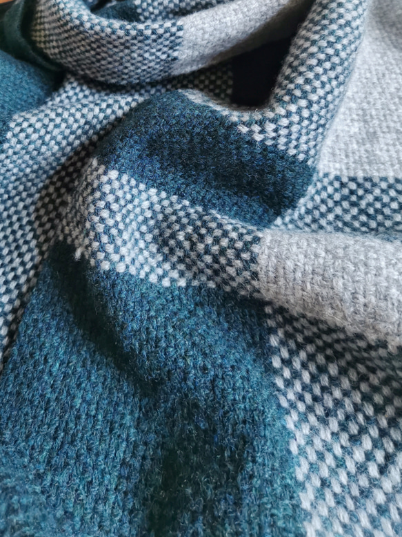 Carina による手織り | 50% ヤク、50% メリノウールの手織りスカーフ 6枚目の画像