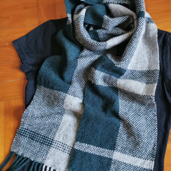 Carina による手織り | 50% ヤク、50% メリノウールの手織りスカーフ 5枚目の画像