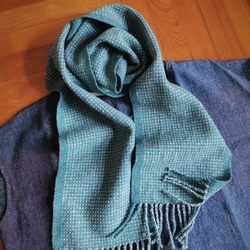 Carina による手織り | 50% ヤク、50% メリノウールの手織りスカーフ 1枚目の画像