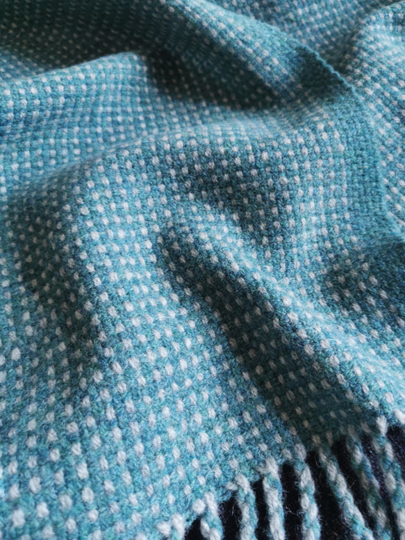 Carina による手織り | 50% ヤク、50% メリノウールの手織りスカーフ 3枚目の画像