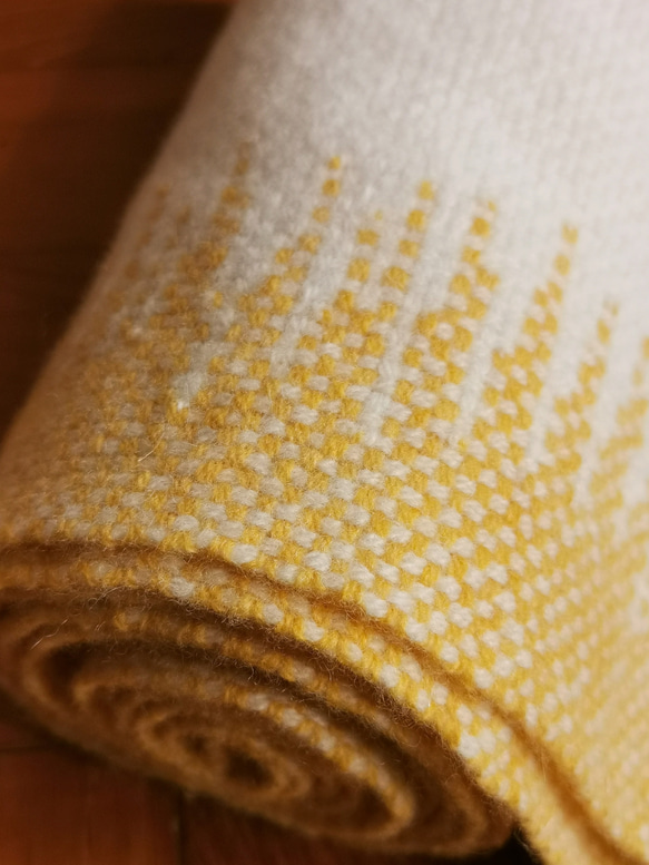 Carina による手織り | 50% ヤク、50% メリノウールの手織りスカーフ 6枚目の画像
