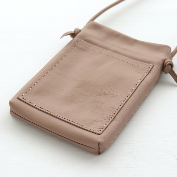 真皮智慧型手機肩挎粉筆皮革手拿包，也可用作助手袋，內部布料（灰色/灰褐色）。 第12張的照片