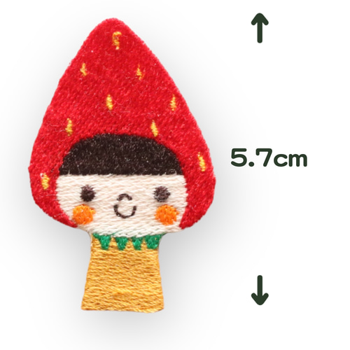 名入れできる いちごちゃんの刺繍ワッペン＊おしゃれで可愛い刺繍
