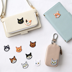 刺繍 ワッペン 単品 【 猫 犬 その他 】 シール＆アイロン両用 アニマル ペット 2匹目 A258I 1枚目の画像