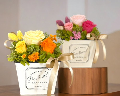 ☆送料無料 プリザーブドフラワー／ 誕生日 お祝い 花 フラワー