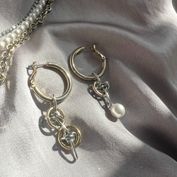 鏈條珍珠混合耳環（金主） 第3張的照片